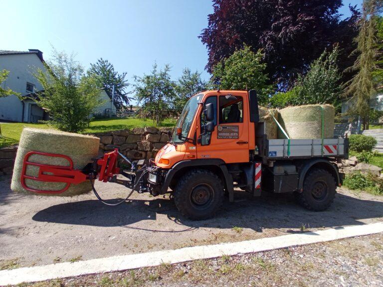 Transport von 3 Ballen möglich